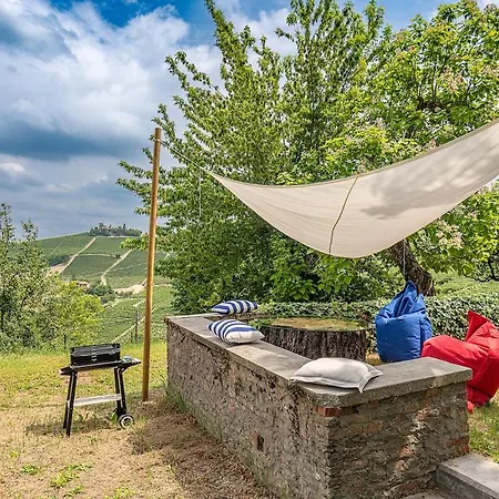 A Family In The Heart Of The Langhe!