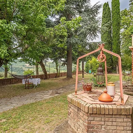 A Family In The Heart Of The Langhe! Feriehus *