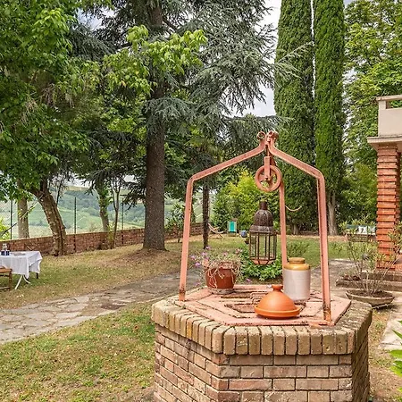 A Family In The Heart Of The Langhe!