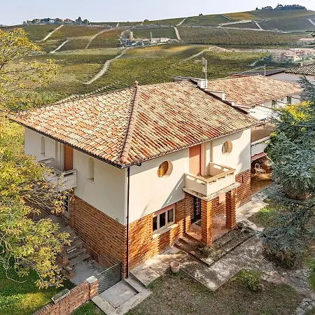 A Family In The Heart Of The Langhe! *