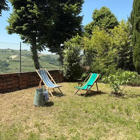 A Family In The Heart Of The Langhe! Feriehus *