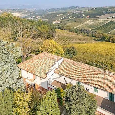 A Family In The Heart Of The Langhe! *